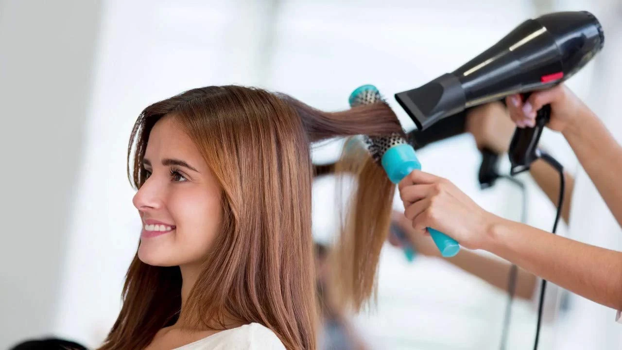 Hair dryer salon scene